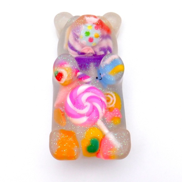 Jumbo Resin Gummy Bear & Base Lamp - Picture 9 of 15